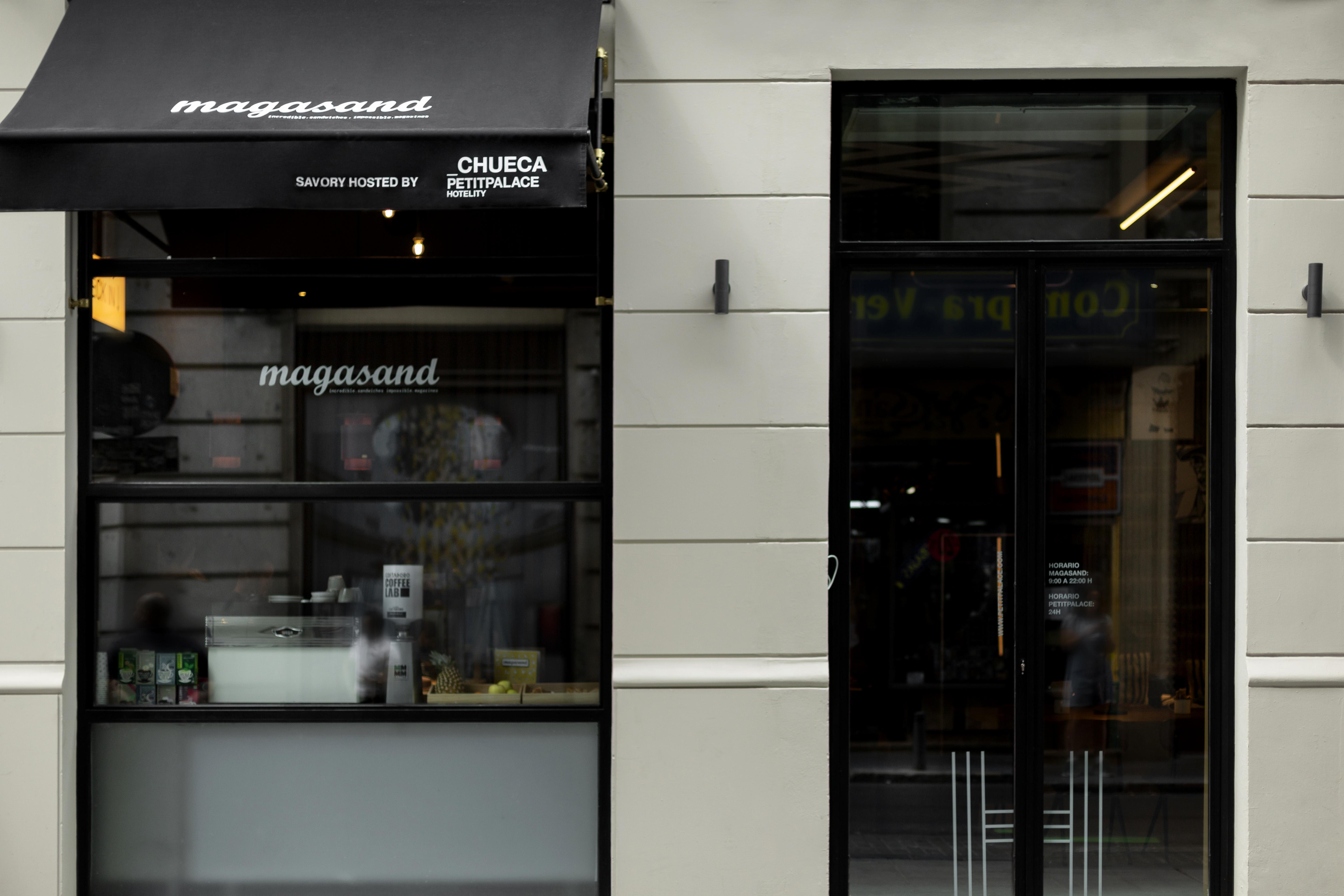 Petit Palace Chueca Madrid Luaran gambar