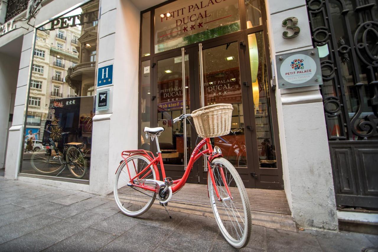 Petit Palace Chueca Madrid Luaran gambar